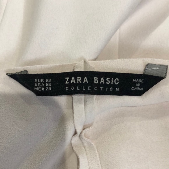 Zara Basic Sweater/Jacket - Picture 3 of 3